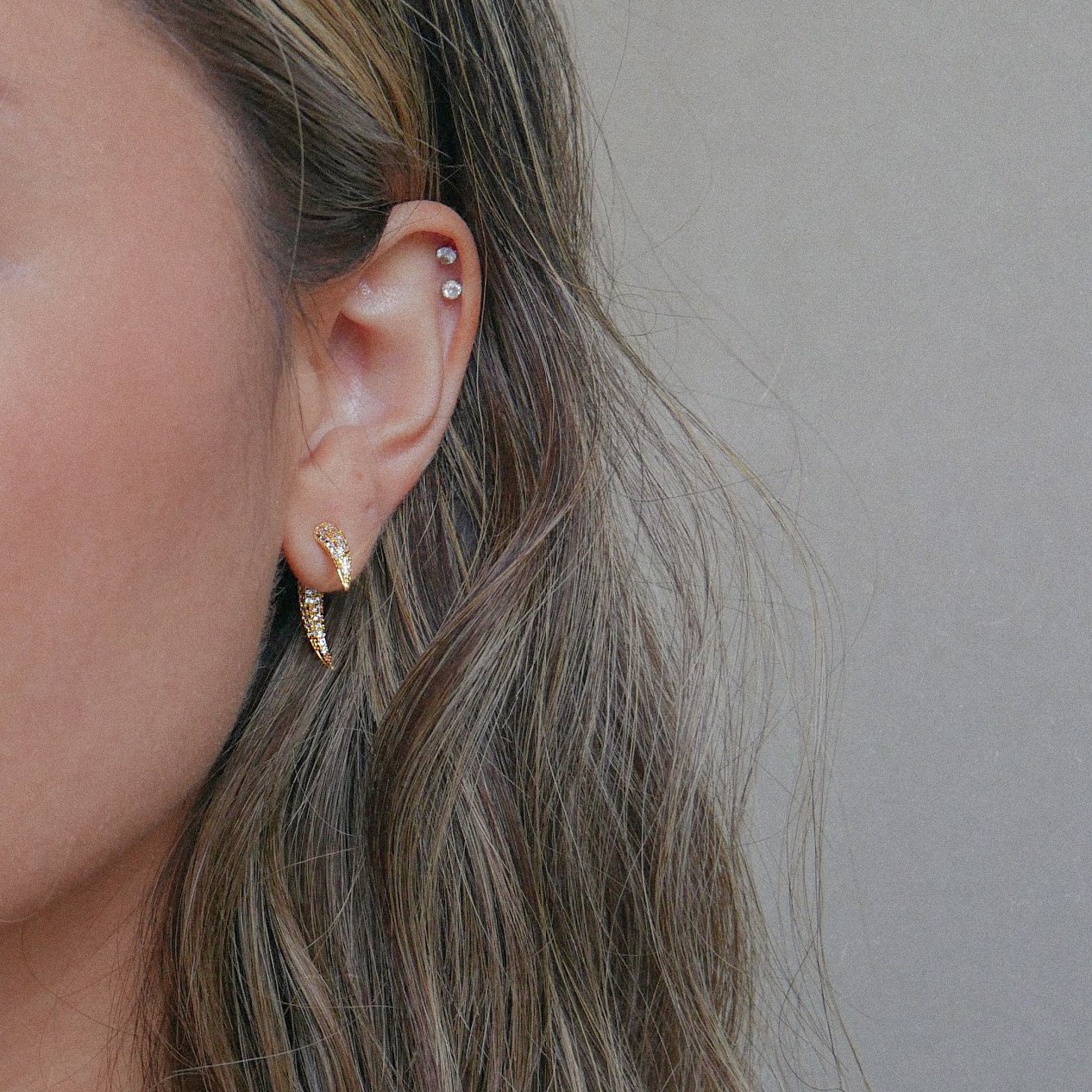 Fashionable design geometric asymmetrical sexy earrings with zircon