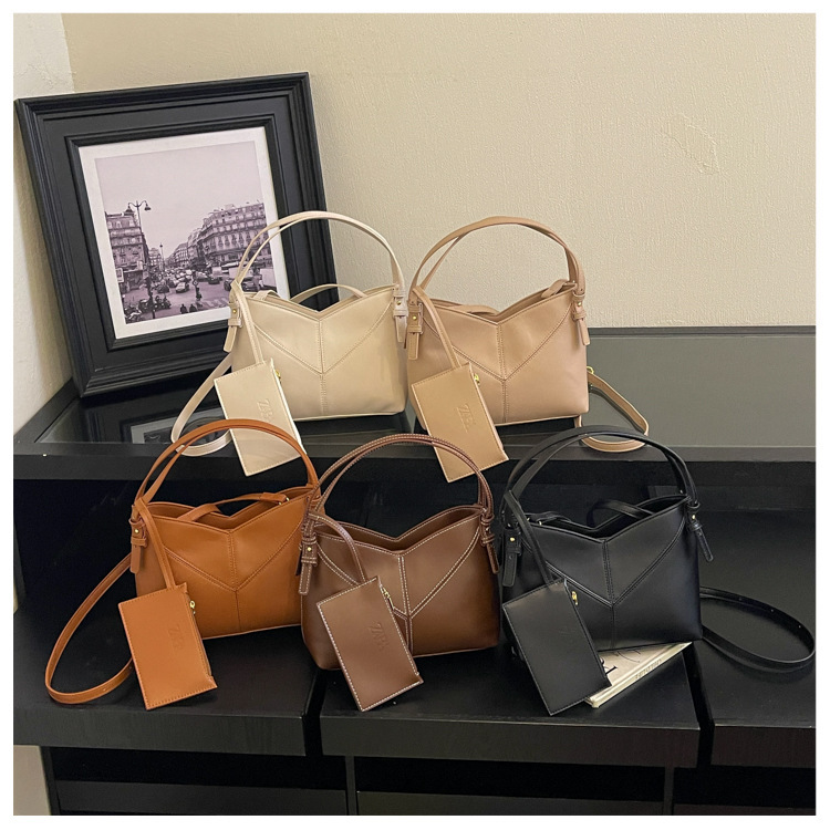 Cross-border e-commerce 2026: Simple patchwork tote bag with small embellishments, stylish and versatile for commuting, available in multiple colors, wholesale shoulder bag and crossbody bag