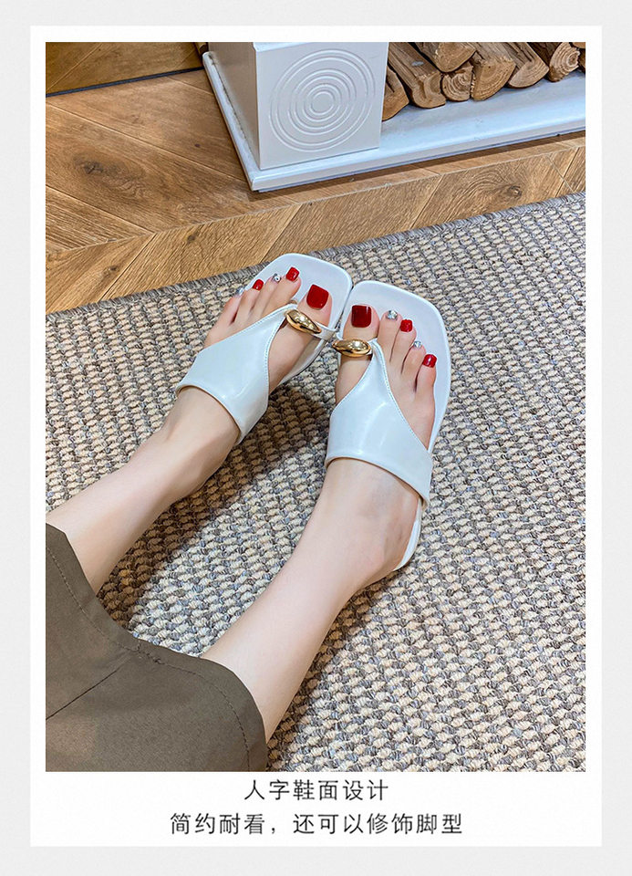 Dép sandal nữ quai ngang xỏ ngón mũi vuông đế bằng — Màu trắng, Màu vàng, Màu đen chi tiết 16