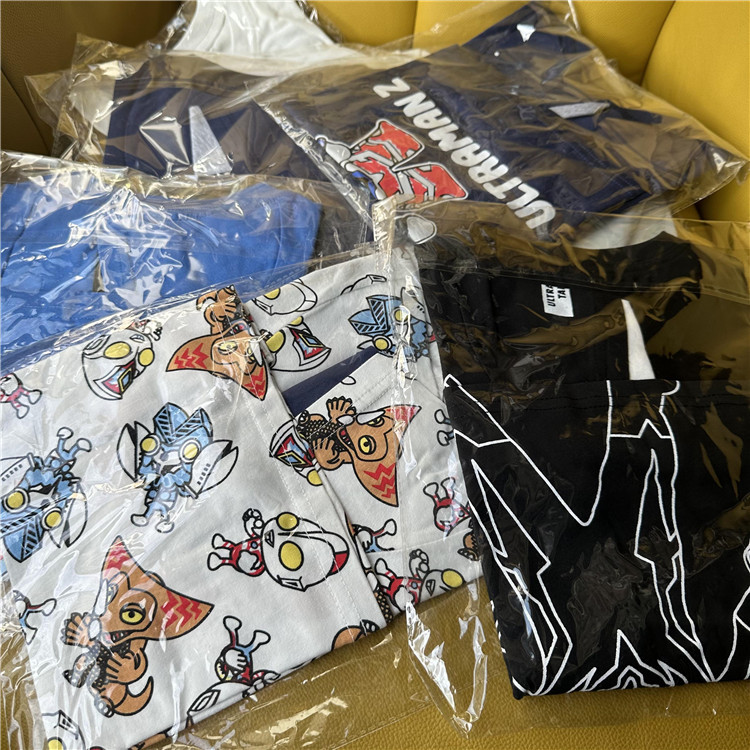 Japanese style, export-quality spring color-blocked faux two-piece children's clothing, cartoon base layer casual long-sleeved shirt.