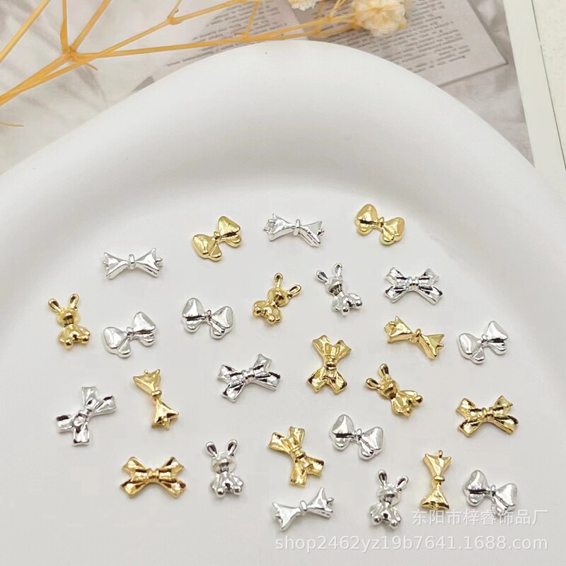 Net red explosions rich daughter bear bow tie series bright nails metal decorations alloy nail stickers wholesale Net red explosions rich daughter bear bow tie series bright nails metal decorations alloy nail stickers wholesale