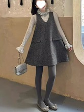 减龄冬装灰色毛呢背心裙2024女气质洋气网红爆款背带裙简约通勤风