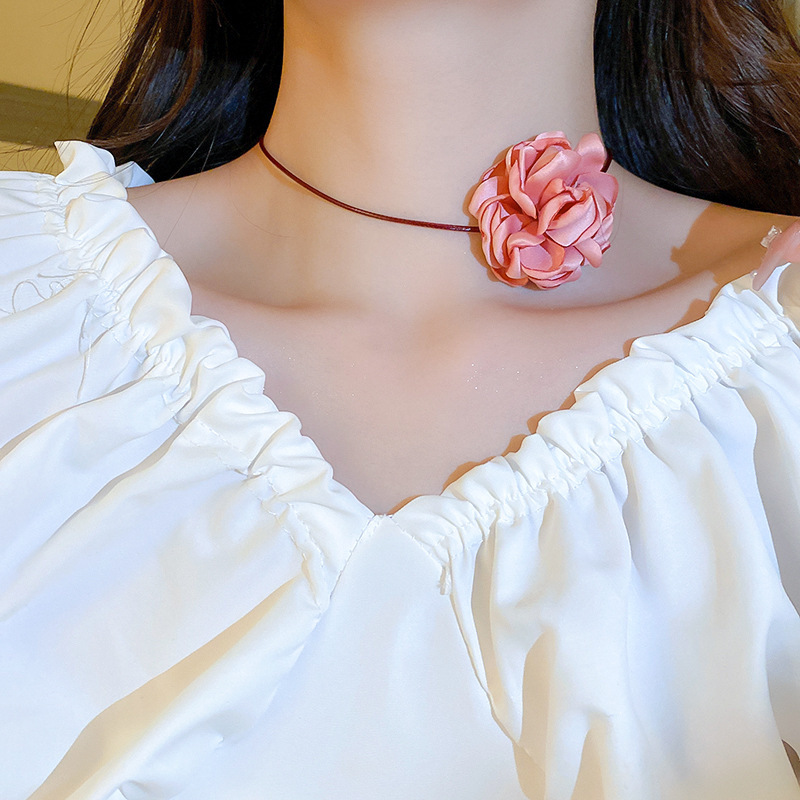 Flower Pattern Sweet Flower Cloth Wax Rope Woven Chain Choker Wholesale