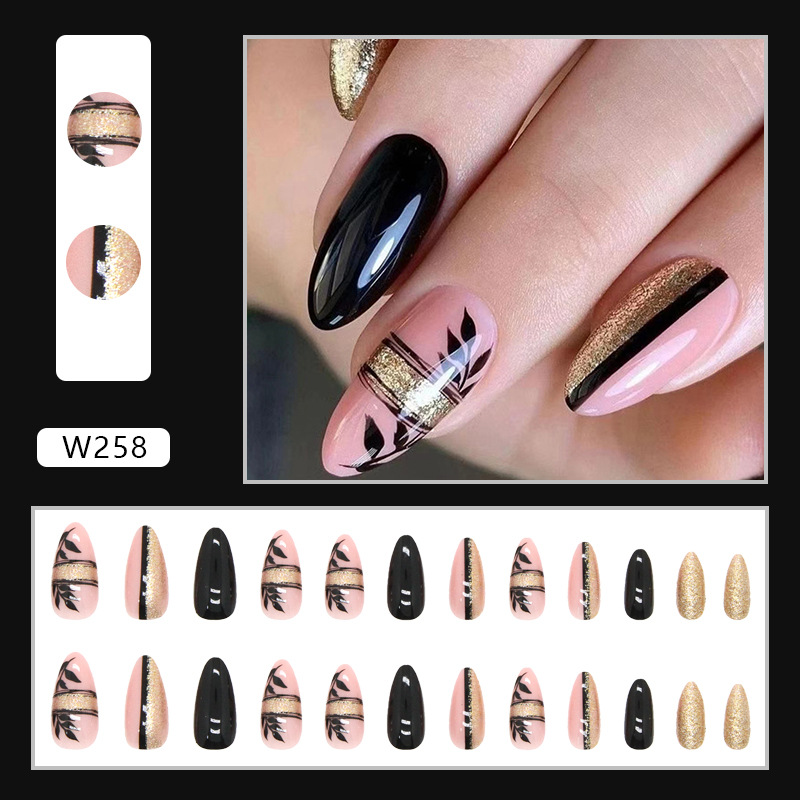 Stylish Press-on Nails Whitening Effect False Nails 24 Pieces Set_voghion.com