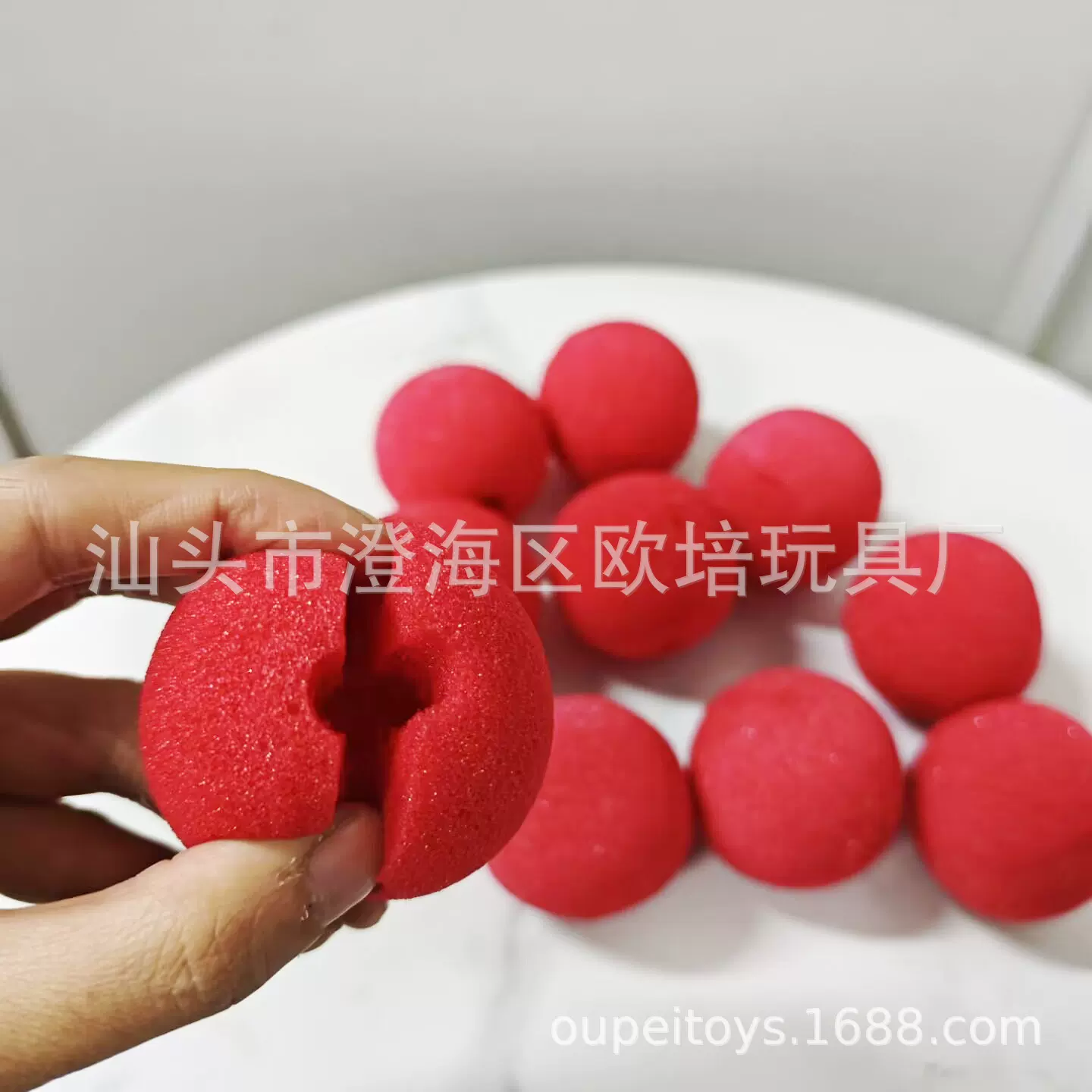 小丑鼻子海绵球红色万圣节小丑表演道具50MM红色小丑鼻子生产厂家