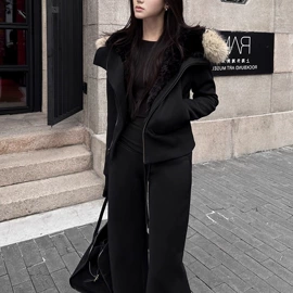 时尚休闲套装;女式针织衫;连衣裙