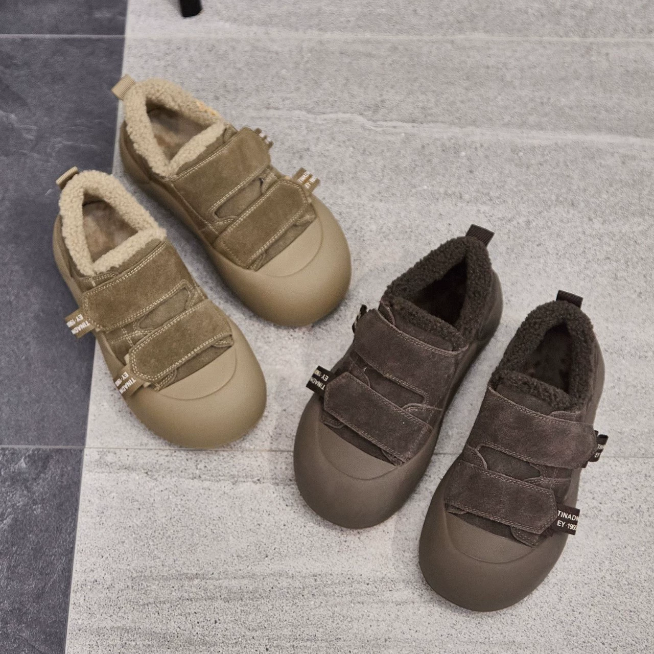 Европейская нишевые туфли с мягкой подошвой