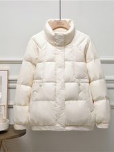 2023秋冬新款羽绒服女时尚靓丽短款面包服加内胆不跑绒四粒扣外套