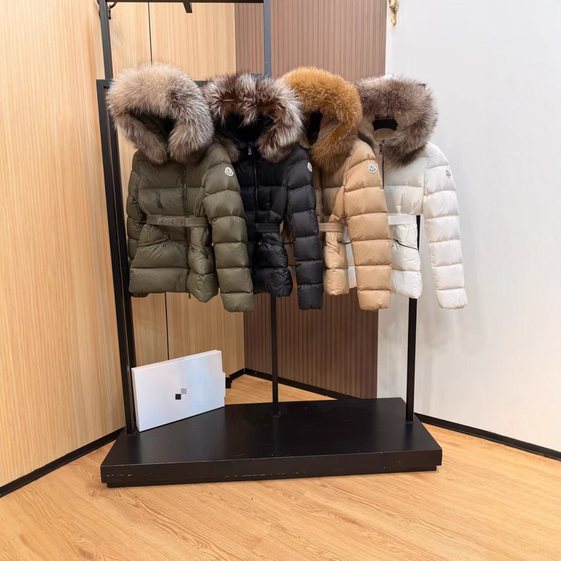 [Dujia] m Mengjia's New down Jacket Women's Real Fox Fur Collar Hooded Slim Waist Slimming Look Jacket Ready for Sale
