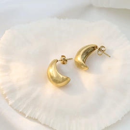 项链;耳环;戒指