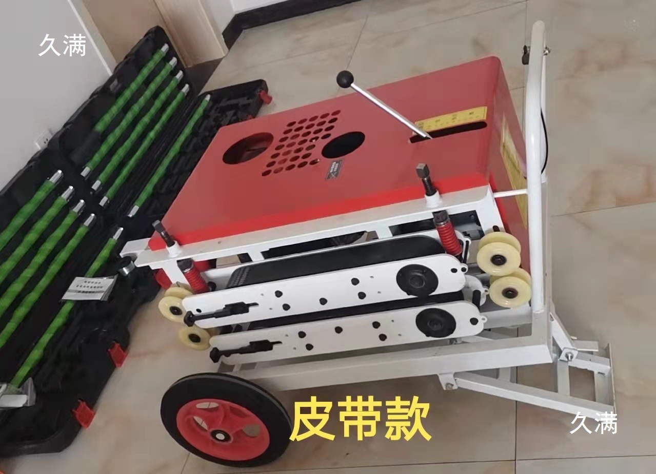 新款遥控光缆牵引机 汽油款拉线机 自动电动拽穿管器 线缆输送机