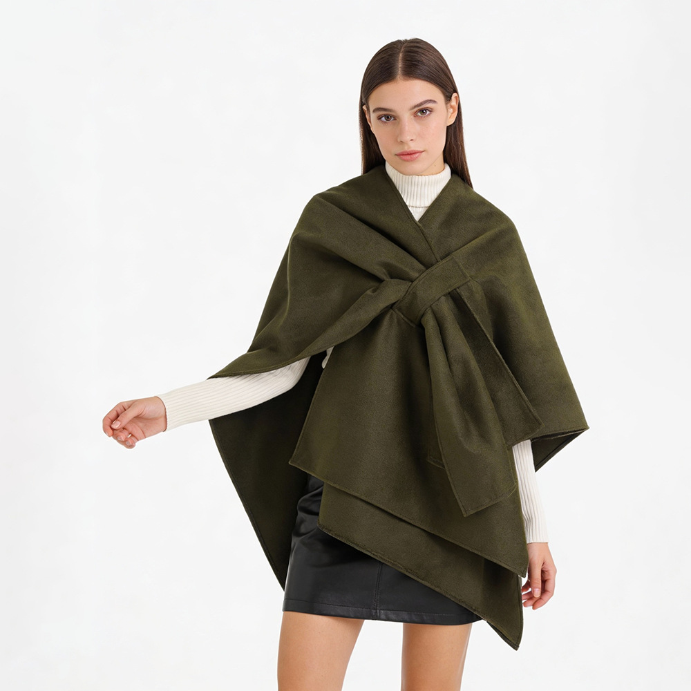 Accesorios de viaje de alta calidad otoño y invierno nuevos chalecos de punto de mujer con chalecos perforados cruzados con un diseño de moda retro