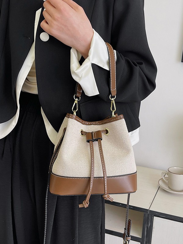 Bolso tote tipo cubo de lona con bloques de color para mujer, nuevo modelo de comercio exterior, bolso de hombro cruzado con cordón texturizado estilo moda urbana.