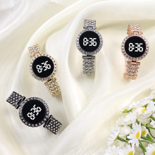 外贸热销LED圆形女款镶钻电子手表女士气质时尚触屏手链表批发