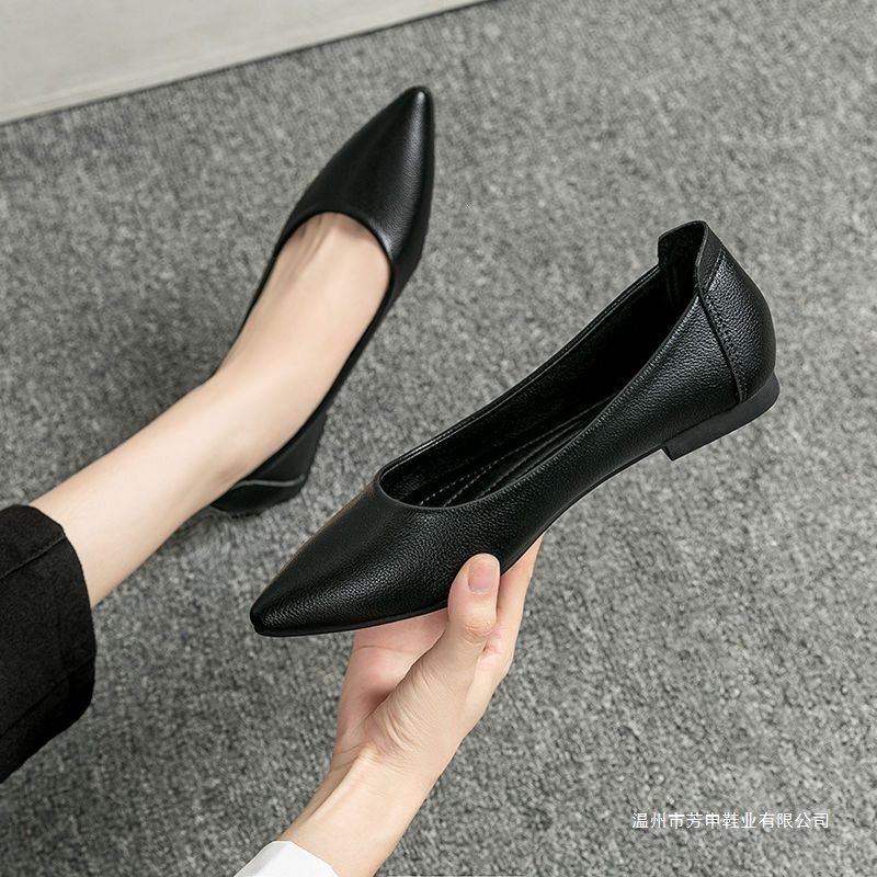 Soft leather comfortable flat shoes, professional women's shoes, slip-on black new style pointed toe soft-soled work shoes, office leather shoes Soft leather comfortable flat shoes, professional women's shoes, slip-on black new style pointed toe soft-soled work shoes, office leather shoes