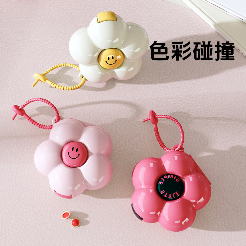 Nagasawa Flower Mini Estuche de medicina portátil para separar la caja de almacenamiento de joyas de viaje Pendientes Collar Joyería de almacenamiento artefacto