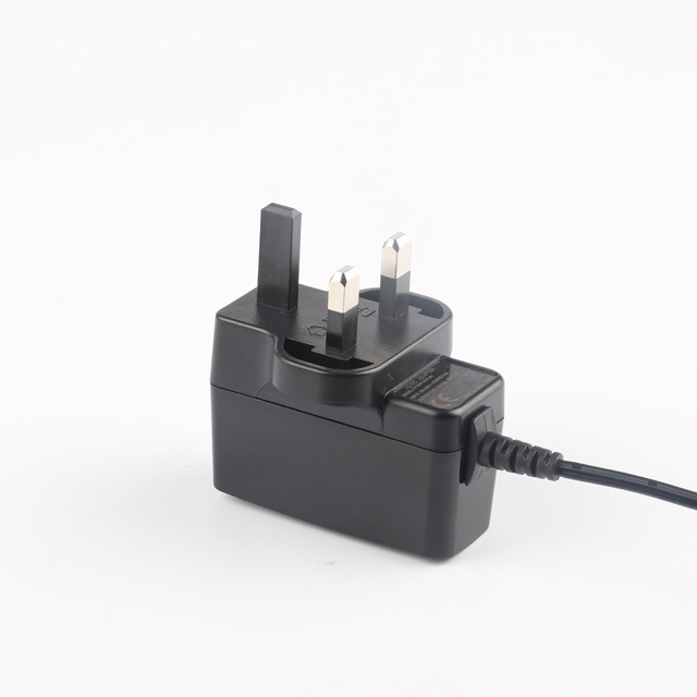 工場直供15w側プラグ式12v 1.25aノートパソコン電源アダプタの各種ピン|undefined
