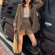 2025春秋新款女装复古港风职业西装套装女时尚休闲外套短裤两件套