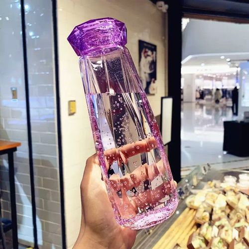 Creative Instagram-worthy cups: Ins-style crystal diamond cups, vibrant glass mugs, couple's sets, gift options, and promotional water bottles