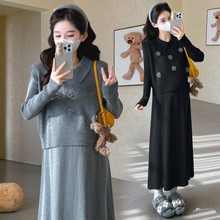 2025秋冬网红韩版时尚减龄显瘦孕妇花朵马甲软糯加厚打底孕妇套装