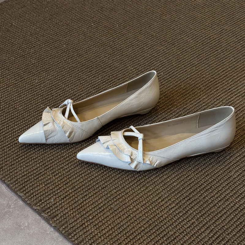 Sheepskin Edition ~ Design Sense Niche New Pointed Ruffled Shallow Mouth Genuine Leather Slip-on All-Match Flat Shoes