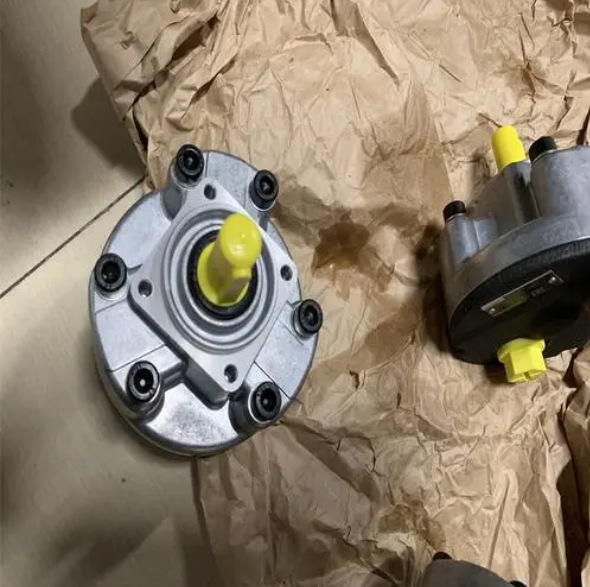 大量现货力士乐叶片泵PV7-1A/10-14RE01MC0-16 订货号R900580381