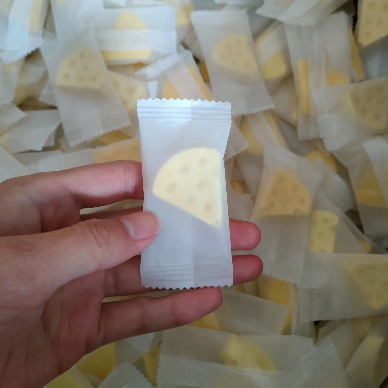 EA45DA55-3C74-4701-BC2E-0D076C