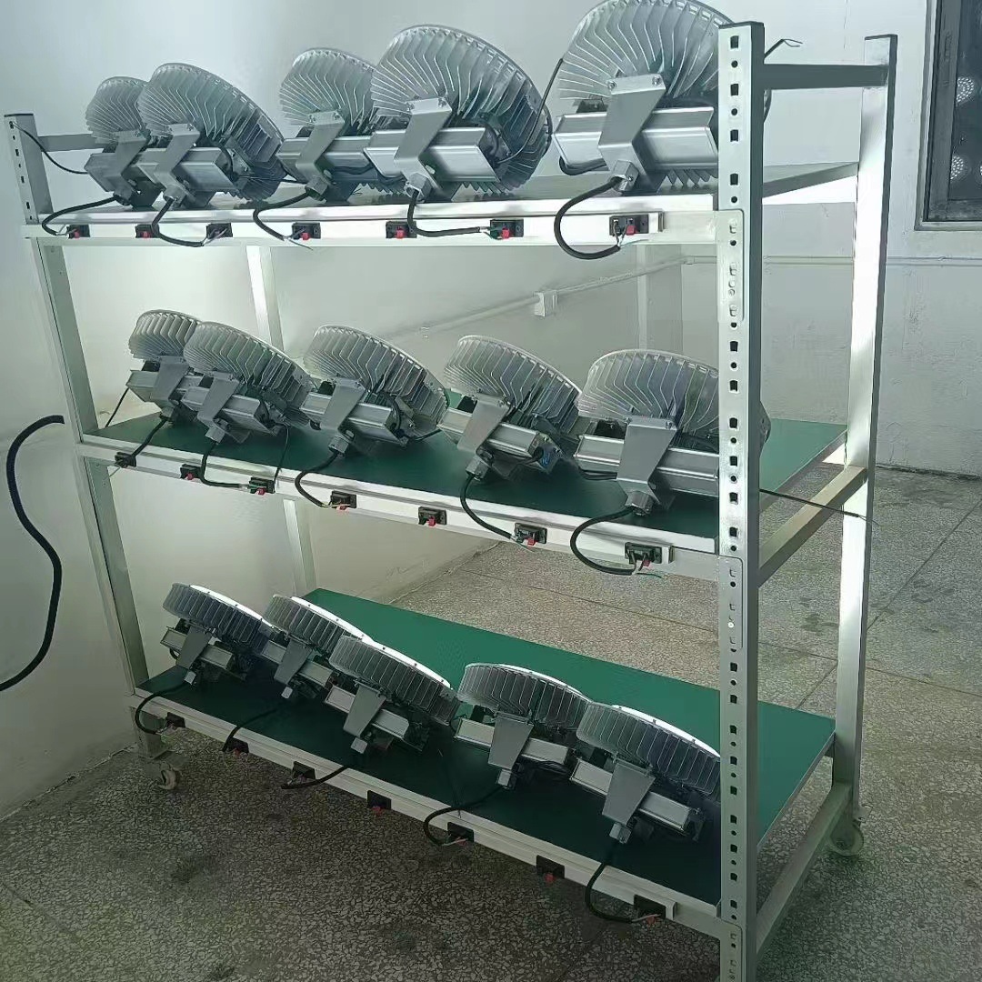 NGC9825�߶���LED�����200W�������ﶥ�����Ͳ�ɢ�ȹ�����