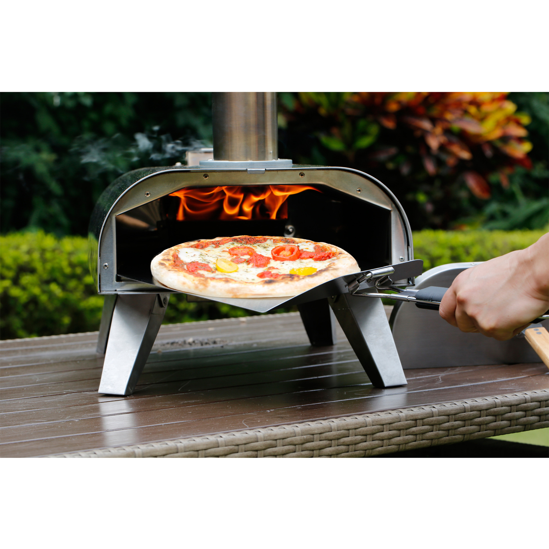 Four à Pizza Portable à Granulés De Bois Alimentaire En Acier Inoxydable Four à Pizza Portable Bighorn Avec Plaque Céramique De 12 Pouces Pieds Pliables 14 alternatetext