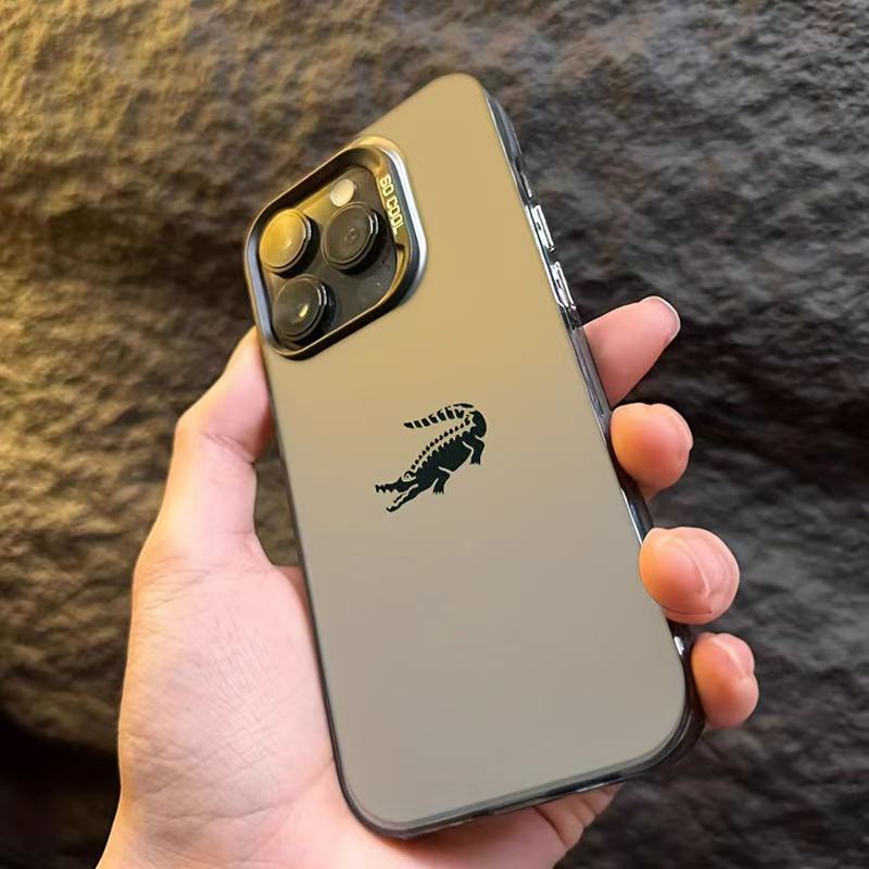 Nuevo simple pequeño cocodrilo para iPhone 16 funda para teléfono móvil Apple 15promax/14 anti-caída 13pro12 Europa y América