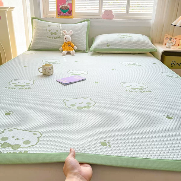 Summer Sleeping Naked Ice Bean Mat Three-piece Set Class A Mat Ice Silk Air Conditioning Soft Mat Machine Washable Thin Mat