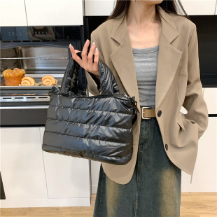 �¿��n�潑������녶�����ذ��OӋ��Ů���μ�б�����Ůʿ�޷���