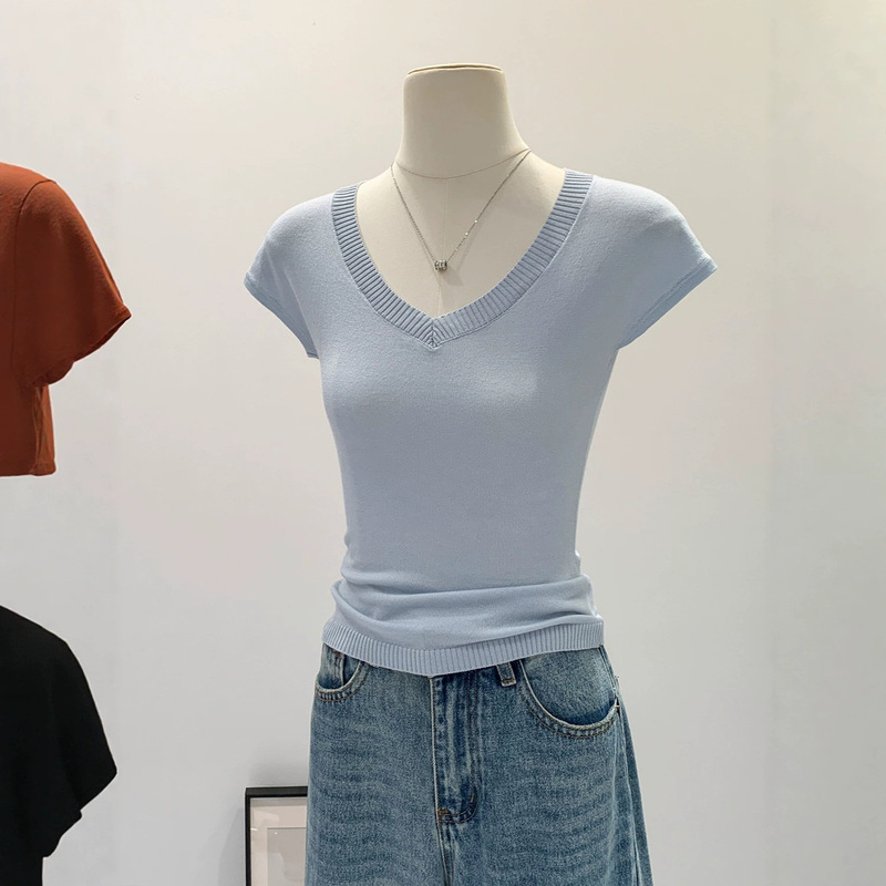 Lyocell Tencel V-neck knitted short-sleeve T-shirt for women, new summer style, stretchy, slim-fit, short, regular shoulder top Lyocell Tencel V-neck knitted short-sleeve T-shirt for women, new summer style, stretchy, slim-fit, short, regular shoulder top