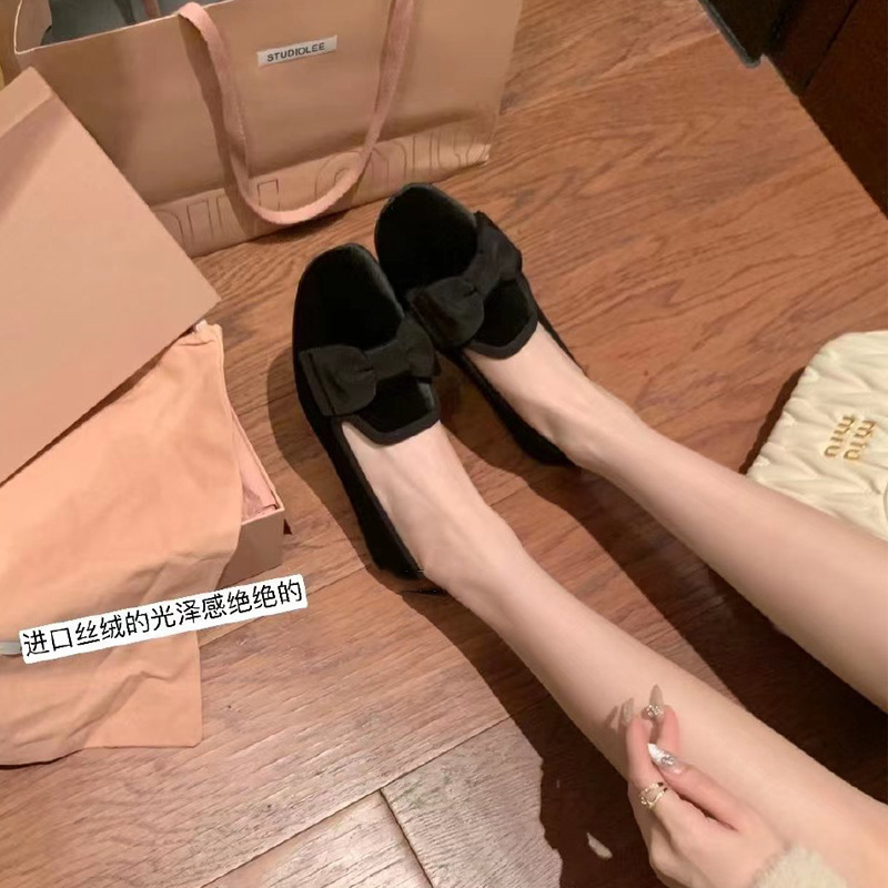 Madre de uva ~ nicho retrógrado zapatos de terciopelo plano para mujeres 2024 primavera nuevos zapatos de abuela de arco