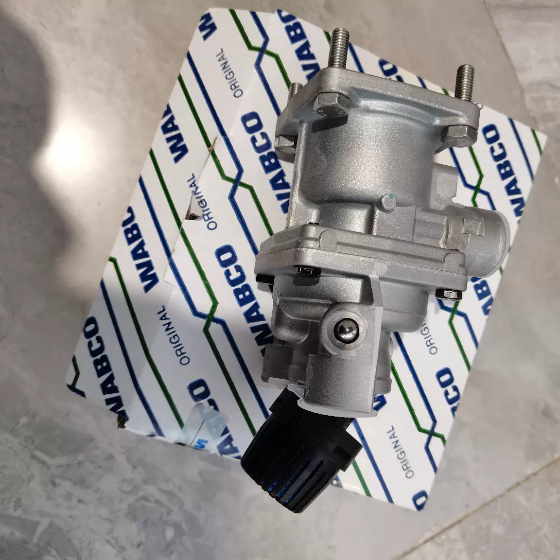 供应适用于陕汽德龙X3000刹车总泵威伯科脚制动阀461 315 2660