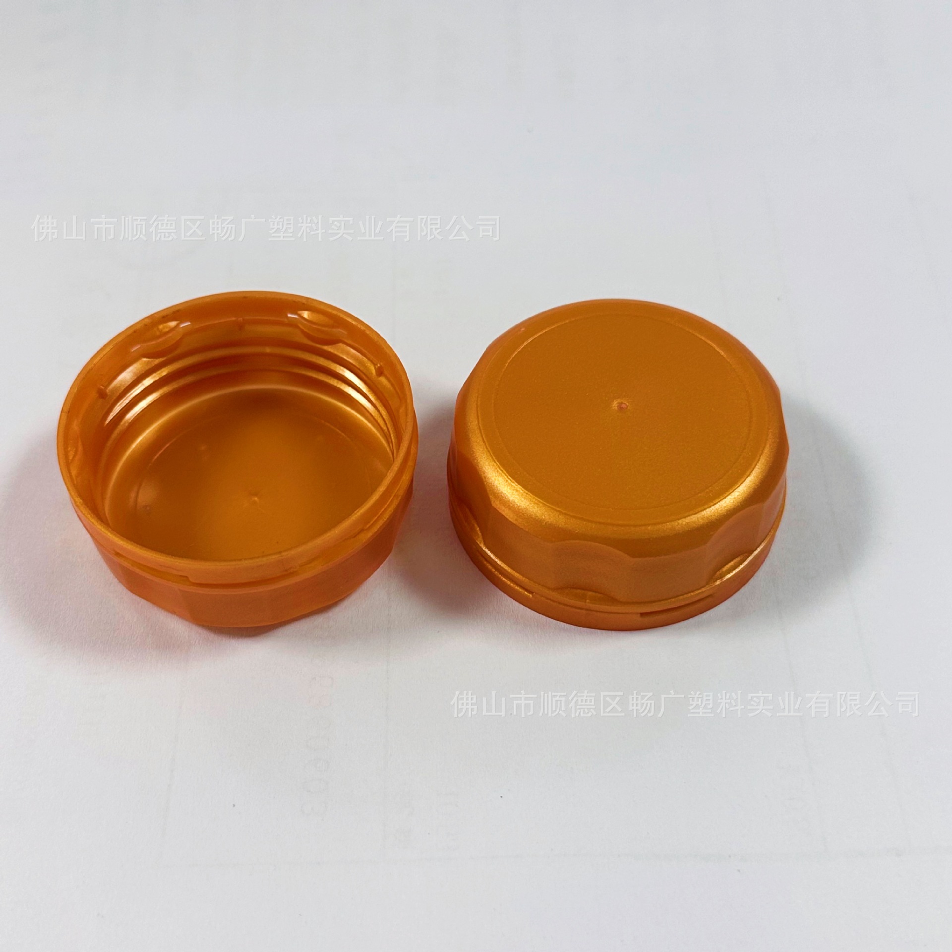 45口径锁口盖 机油润滑油汽车保养液体不漏液PE盖子 可配铝箔垫片