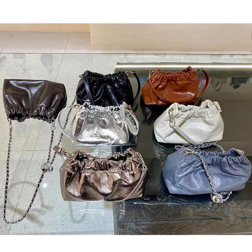 Bags for women, new leather pleated cloud bag, small fragrant style chain bag, simple and fashionable small gold ball shoulder crossbody bag