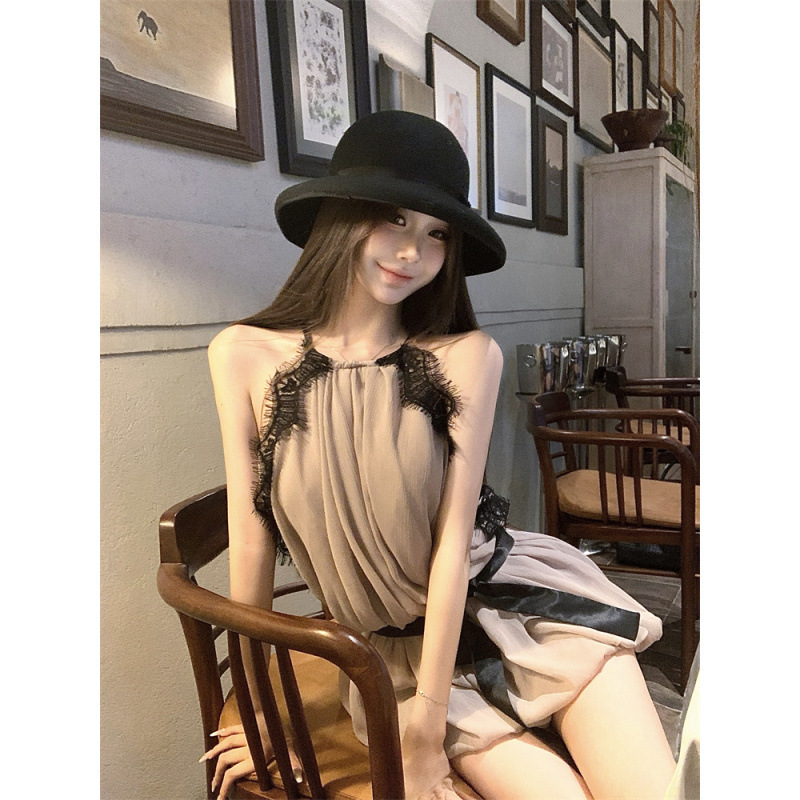 昕可达【冷都女】浪漫气质系带挂脖蕾丝拼接收腰花苞短裙连衣裙|undefined