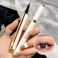 Kangaroo Urban Focus Eyeliner Pen, Blot-Proof Waterproof Easy to Apply and Easy to Remove, Brush Hook Eyeliner Liquid Pen