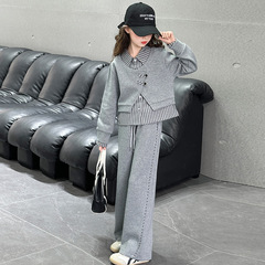 女の子スーツ春服 2025 新しいファッショナブルな子供服西洋スタイル女の子パンツスウェットシャツ偽スリーピーススポーツウェア