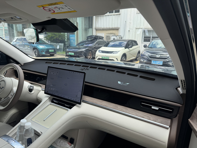 Wuling Starlight L central control instrument panel sunshade, heat-insulating suede anti-glare mat, decorative modification accessories wholesale