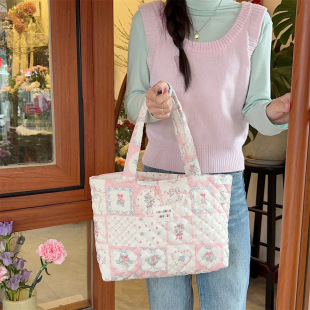 4362 �W�p�A�޴������μ����ذ�����ͨ�ڰ�Ů�����¿�W�����n��