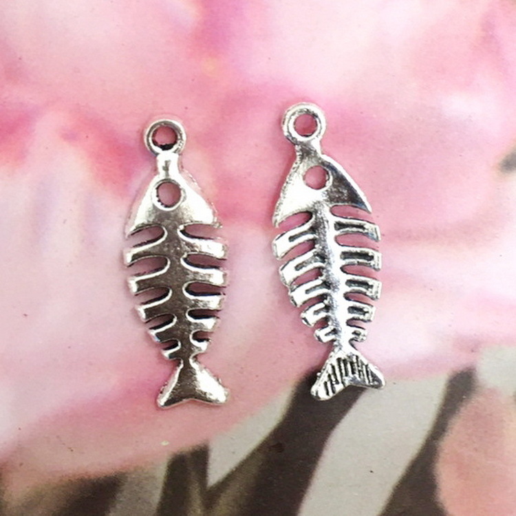 LY1221  10*26mm合金 鱼骨头古银色挂件饰品配件200个/包0.8克