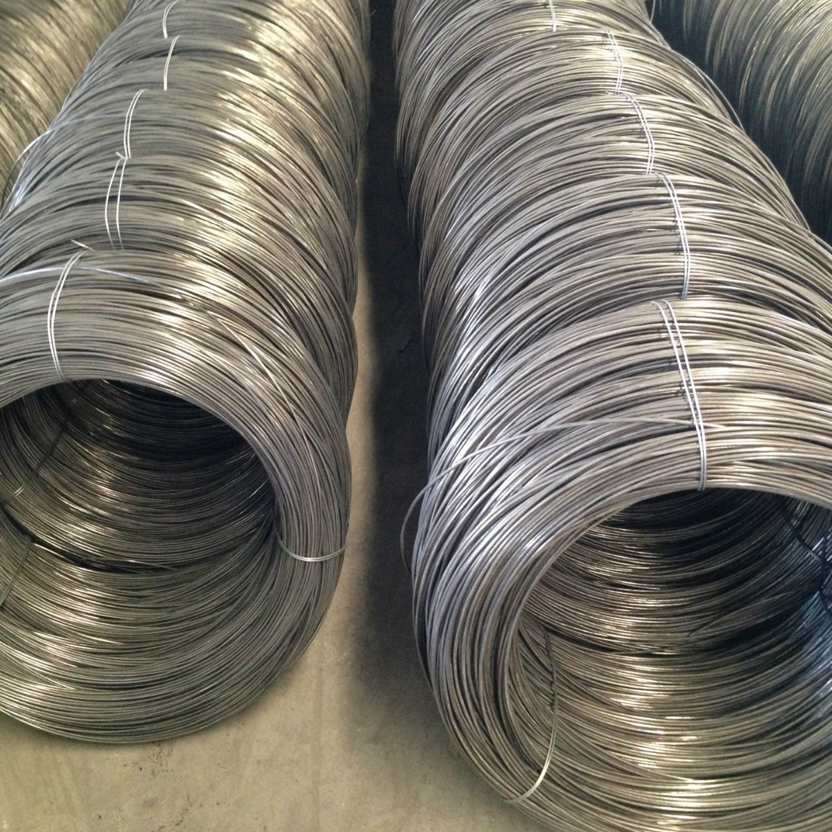【低碳铁丝】【冷拉丝】【光亮丝】【盘元】【盘条】【水抽线】