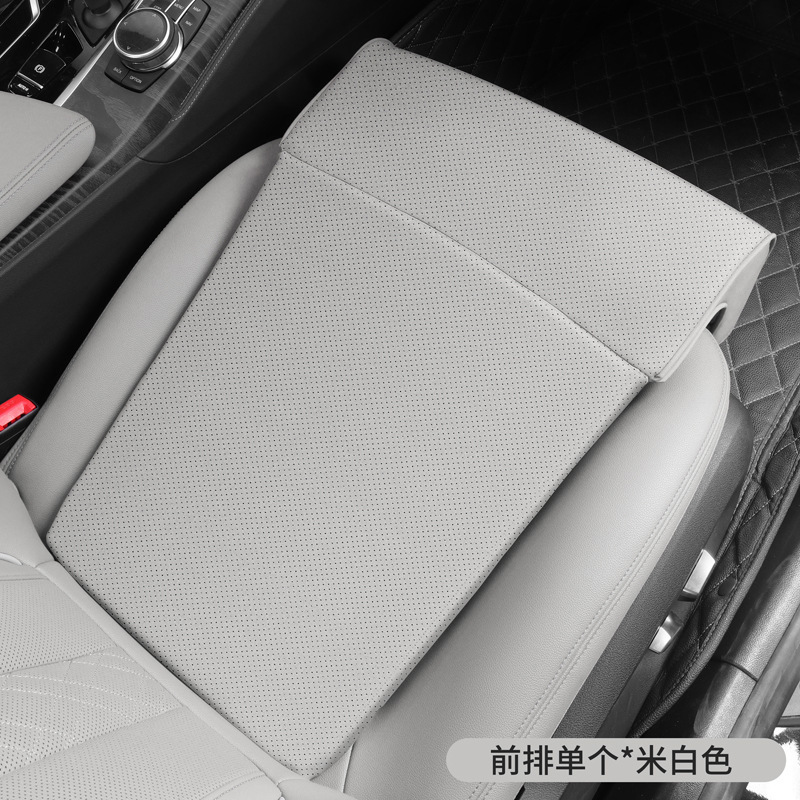 自動車の座布団と長い足の女性の運転手の車載の主な助手席のシートは神器の滑り止めを支えて、位置を移動しません。|undefined