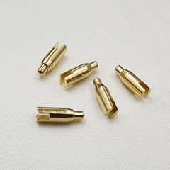 メーカーは懐中電灯バッテリーピンウェアラブルデバイス充電ピンリチウム電池耐久性のあるものを在庫しています