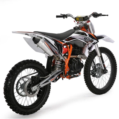Adult Model, Motosikletlər