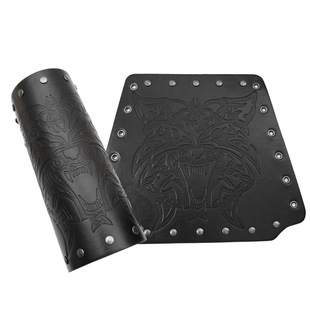 Nordic Viking Style Embossed Wolf Head Wrist Bracer Medieval Knight Style Hand Guard COSPLAY Stage Props