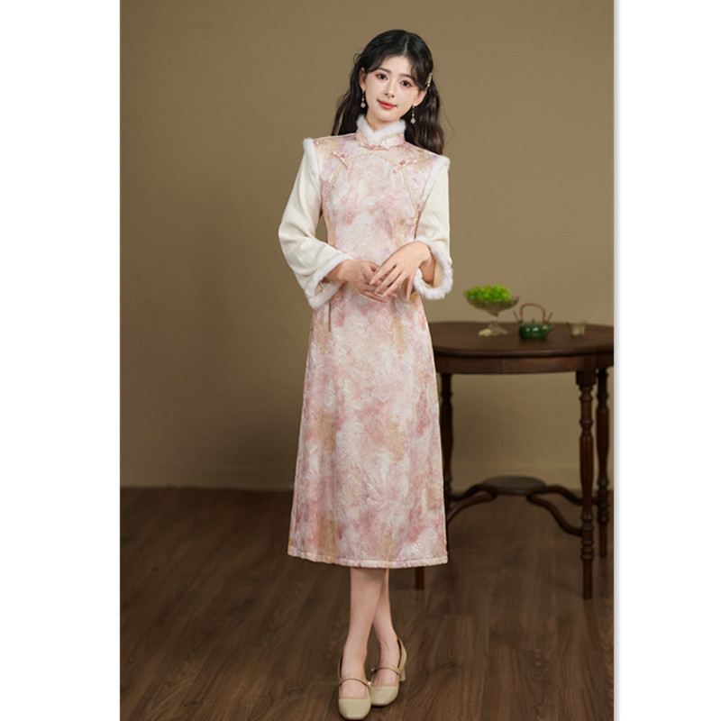 粉色拼接旗袍冬季2024新款加厚長袖中式氣質年輕款少女旗袍連衣裙