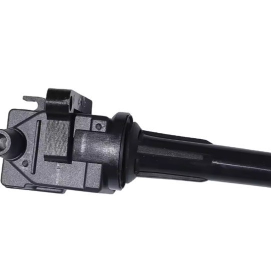 Ignition Coil Md338017 Is Suitable for Mitsubishi Pajero, Two-Year Warranty, High-Voltage Package, Factory Ready Stock